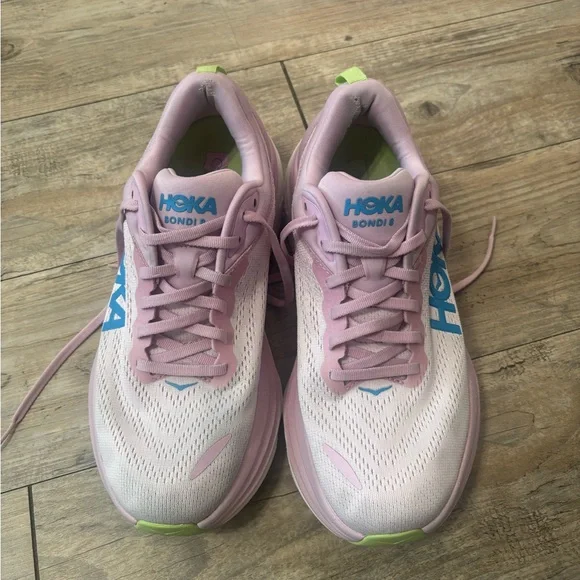Hoka blue and pink Bondi 8 - Picture 3 of 9